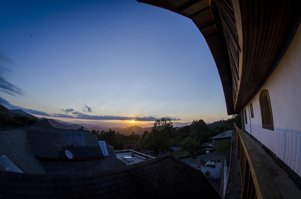 Hotel Fazenda Saint Claire กังโปสดูจอร์เดา ภายนอก รูปภาพ