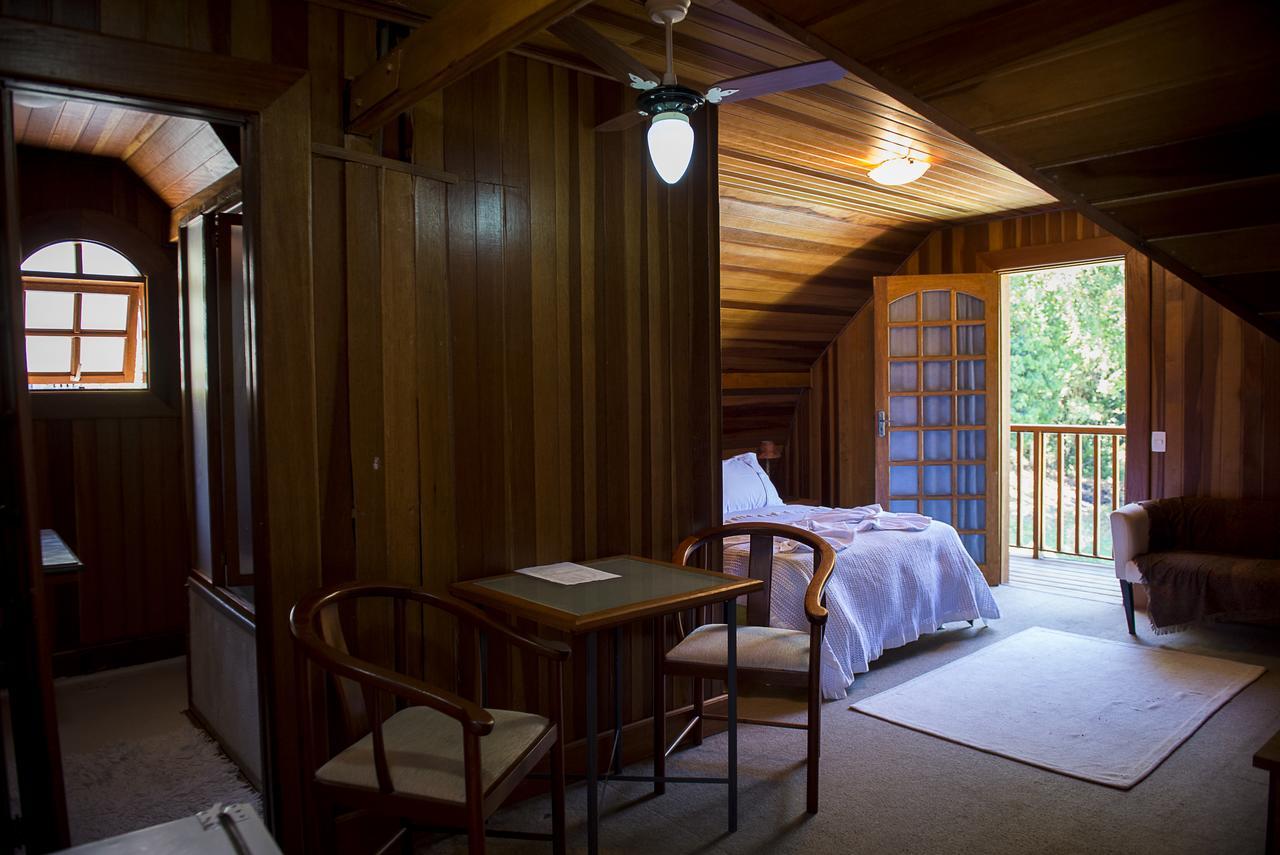 Hotel Fazenda Saint Claire กังโปสดูจอร์เดา ภายนอก รูปภาพ