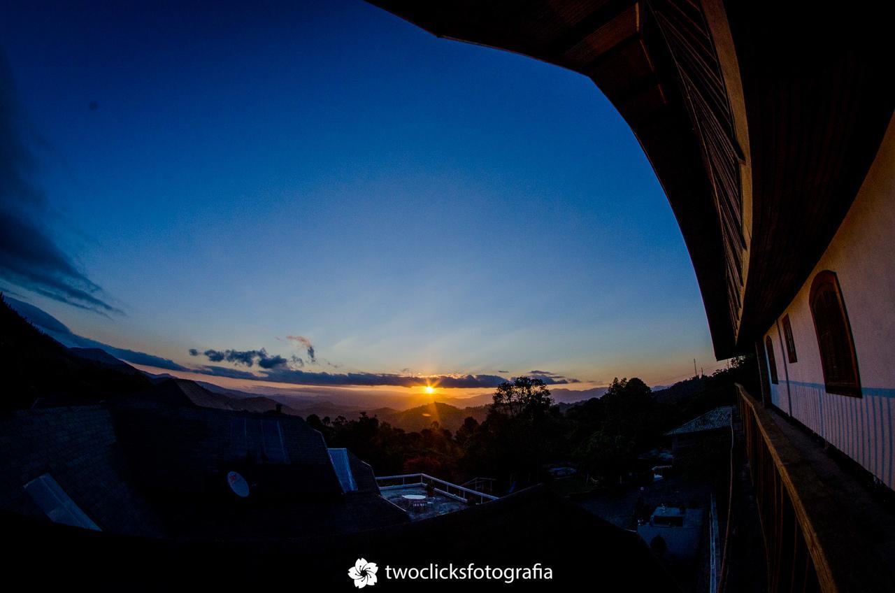 Hotel Fazenda Saint Claire กังโปสดูจอร์เดา ภายนอก รูปภาพ